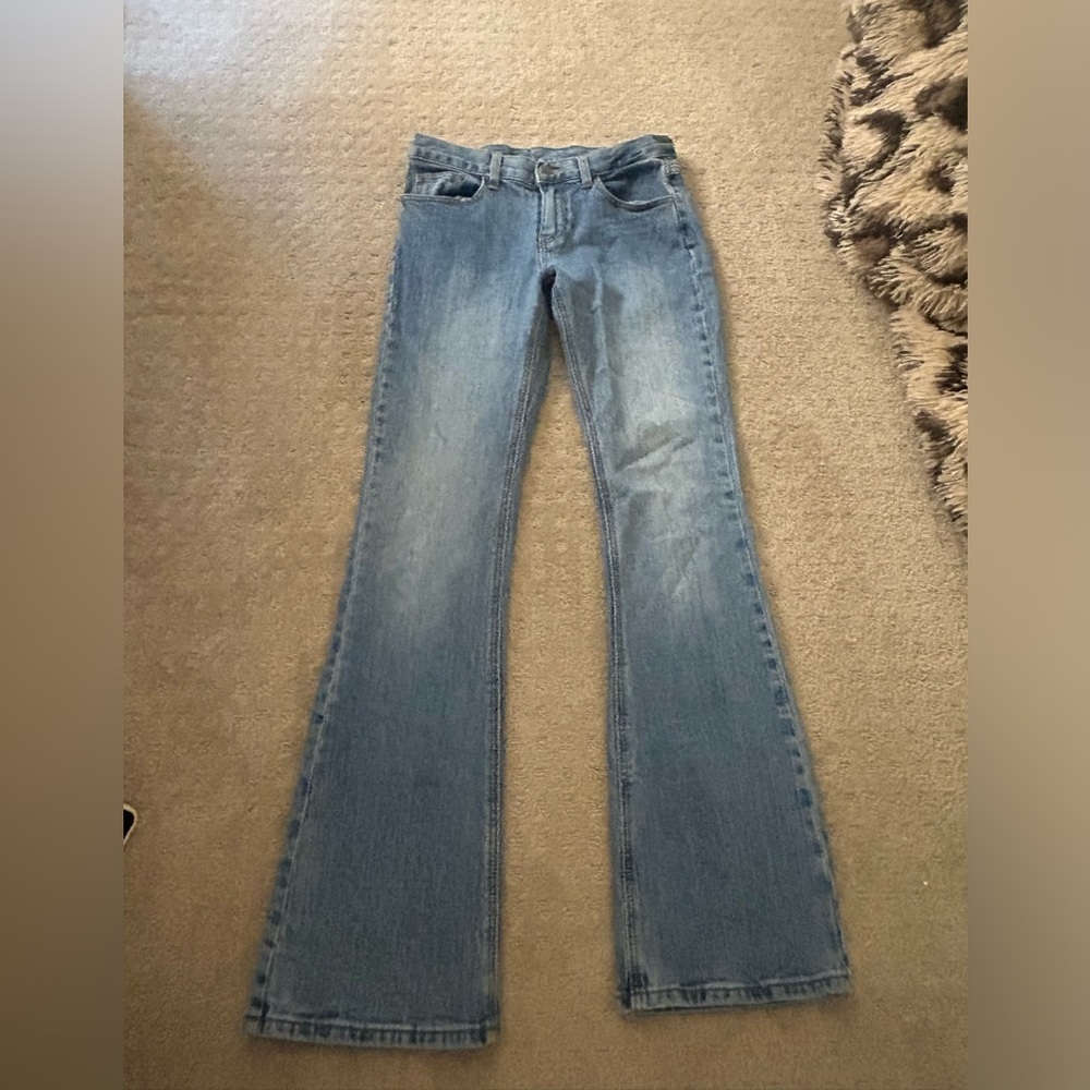 bendy melvile flare medium wash low rise jeans